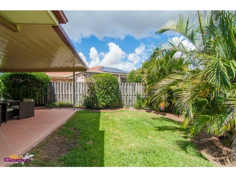 98 Silkyoak Cct, Fitzgibbon QLD 4018