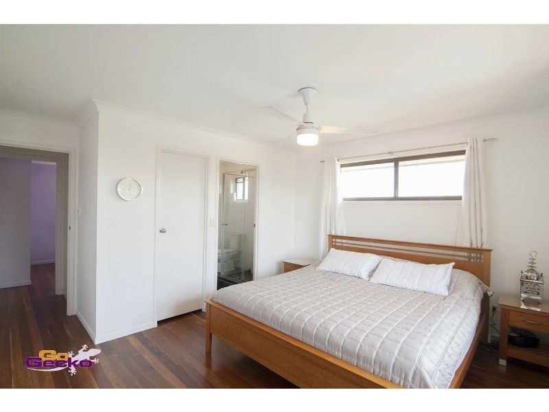 19 Stonycroft St, Aspley QLD 4034