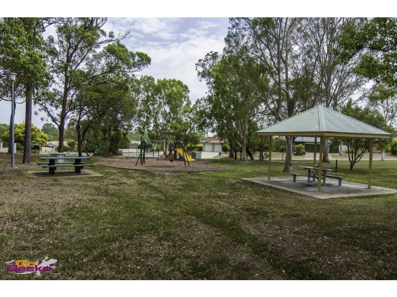 19 Stonycroft St, Aspley QLD 4034