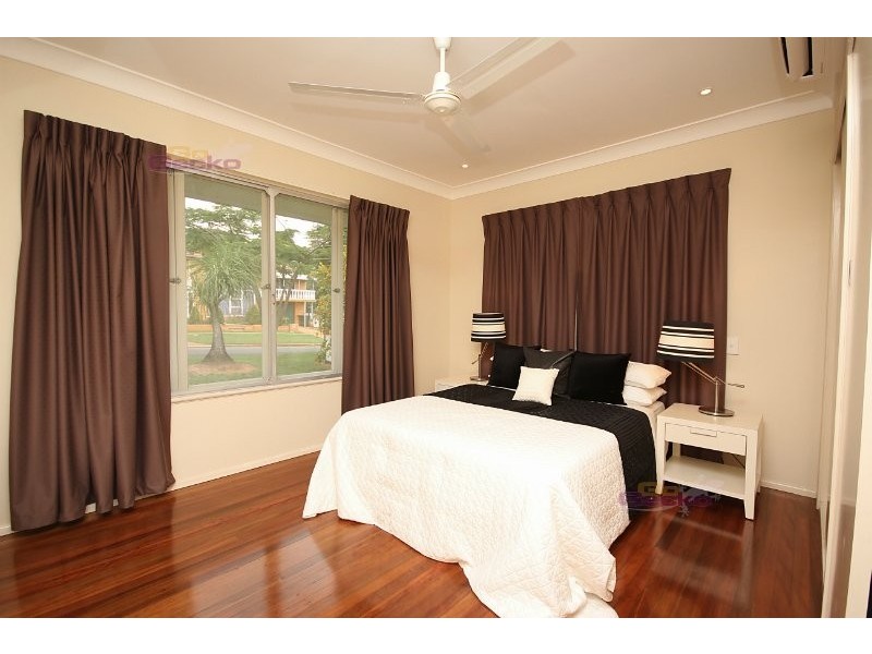 72 Lucan Avenue, Aspley QLD 4034