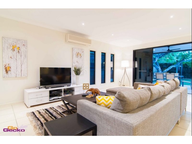 27 Junior Terrace, Northgate QLD 4013
