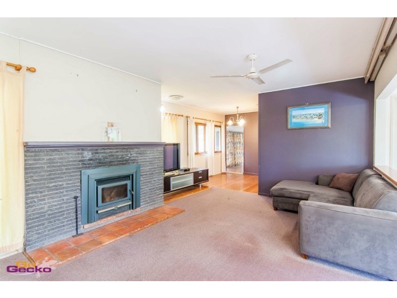 40 Priestley Road, Bridgeman Downs QLD 4035