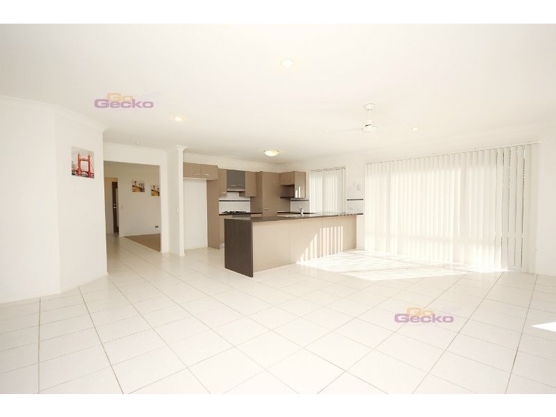 27 Cyperus Crescent, Carseldine QLD 4034