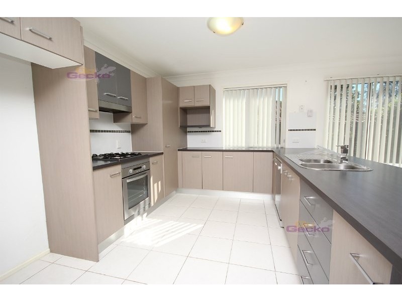 27 Cyperus Crescent, Carseldine QLD 4034
