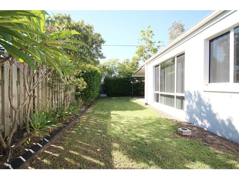 27 Cyperus Crescent, Carseldine QLD 4034