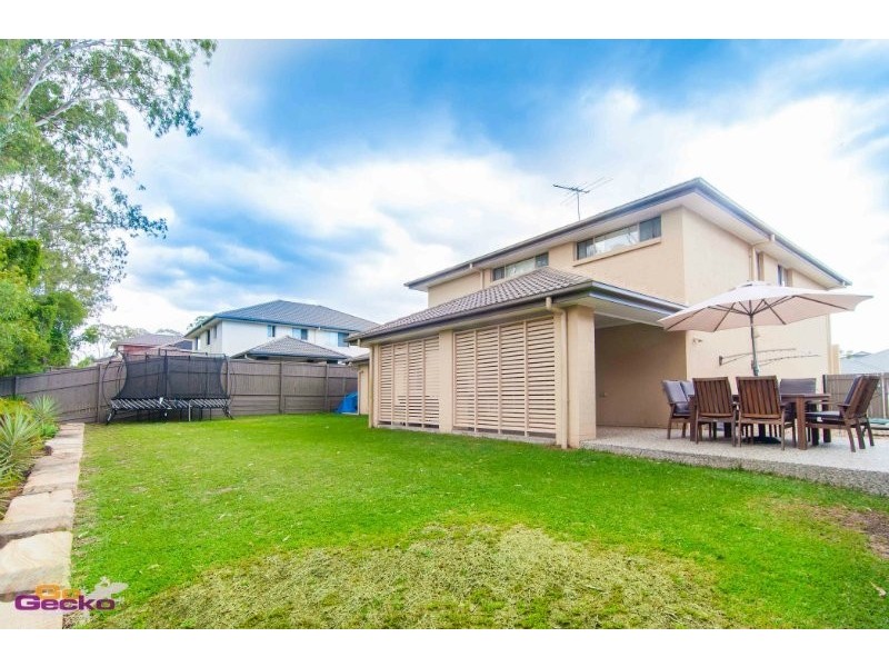 9 Silverbirch Pl, Bridgeman Downs QLD 4035
