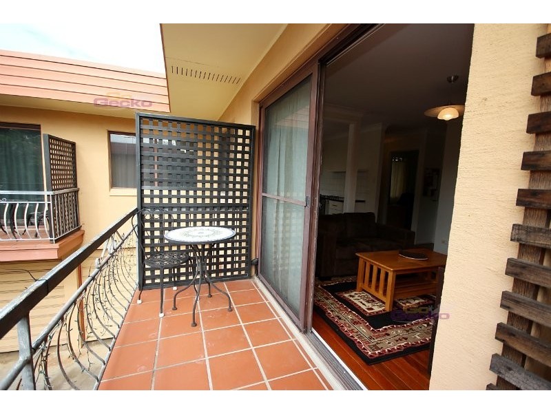 3/39 Collins Street, Clayfield QLD 4011