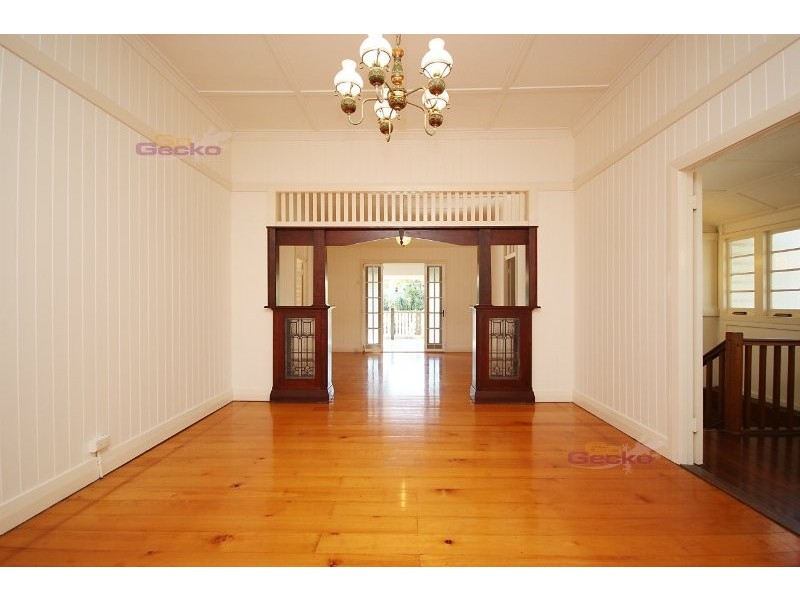 54 Love Street, Northgate QLD 4013