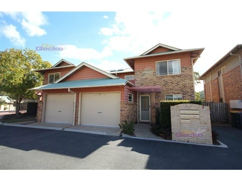 2/360 Simpsons Road, Bardon QLD 4065