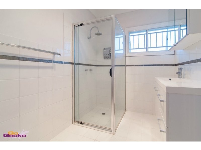 24 Viney Street, Chermside West QLD 4032