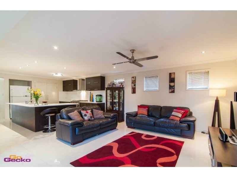 11 Somers Street, Nudgee QLD 4014