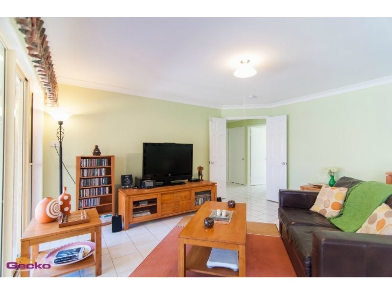 6 Peterson Place, Bridgeman Downs QLD 4035