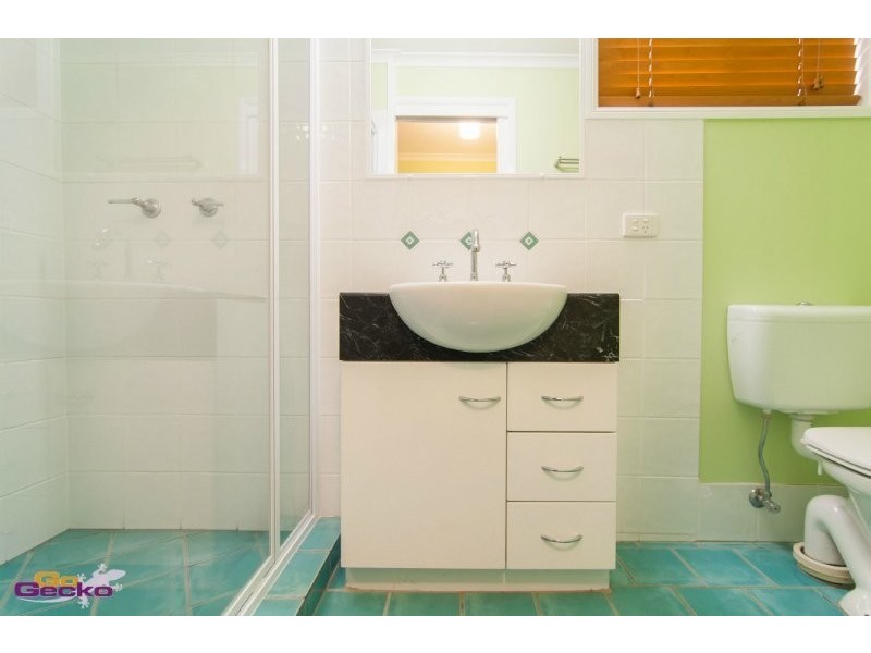 6 Peterson Place, Bridgeman Downs QLD 4035