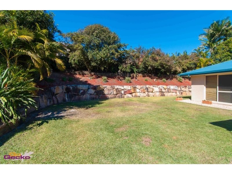 6 Peterson Place, Bridgeman Downs QLD 4035