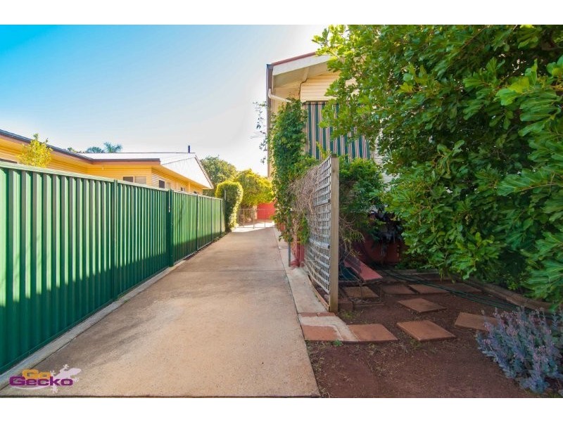 17 Parkmore Street, Boondall QLD 4034