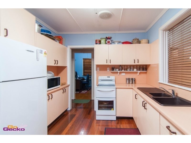 17 Parkmore Street, Boondall QLD 4034