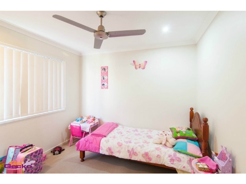 17 Gabrielle Court, Kallangur QLD 4503