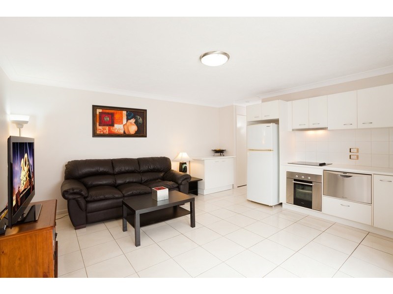 2/12 Rowell Street, Zillmere QLD 4034