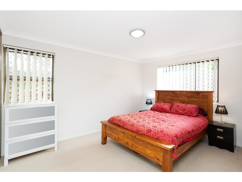 2/12 Rowell Street, Zillmere QLD 4034