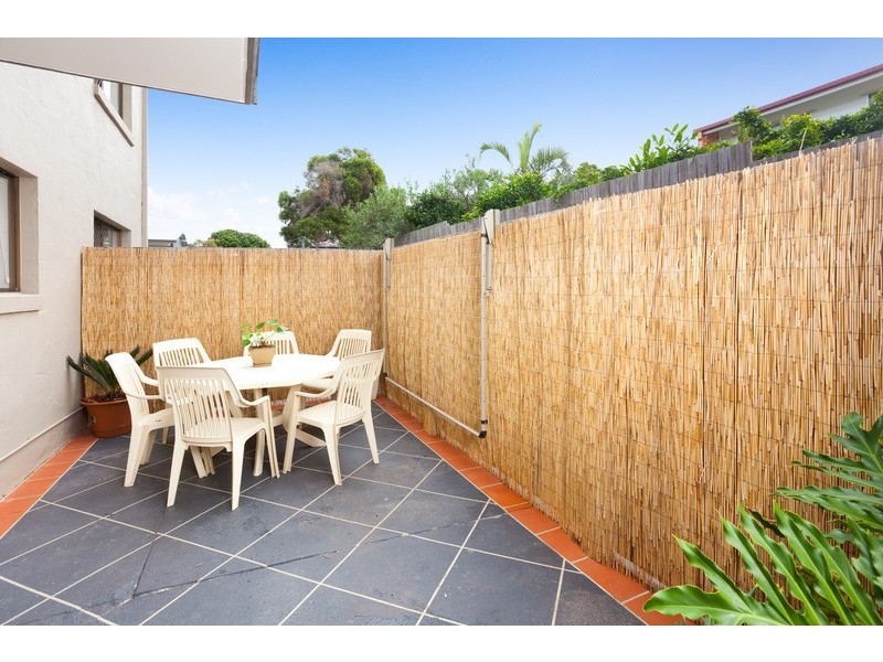 2/12 Rowell Street, Zillmere QLD 4034