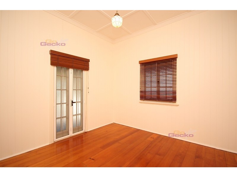 54 Love Street, Northgate QLD 4013