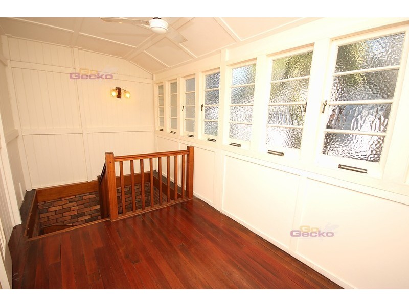 54 Love Street, Northgate QLD 4013