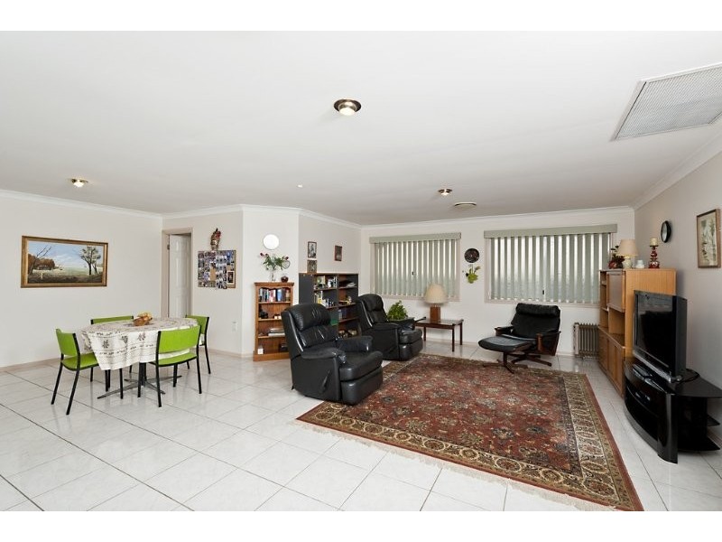 9 Canadel St, Carseldine QLD 4034