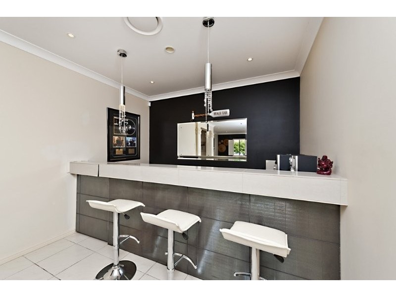 6 Estonia Avenue, Bridgeman Downs QLD 4035