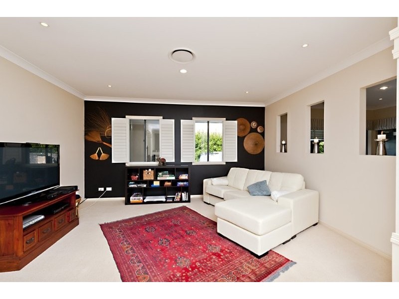 6 Estonia Avenue, Bridgeman Downs QLD 4035