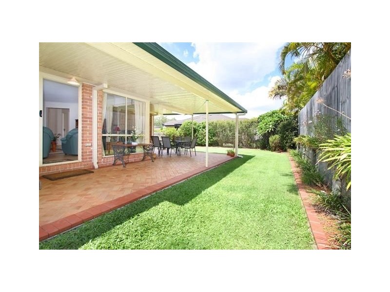 2 Tayla Close, Bridgeman Downs QLD 4035