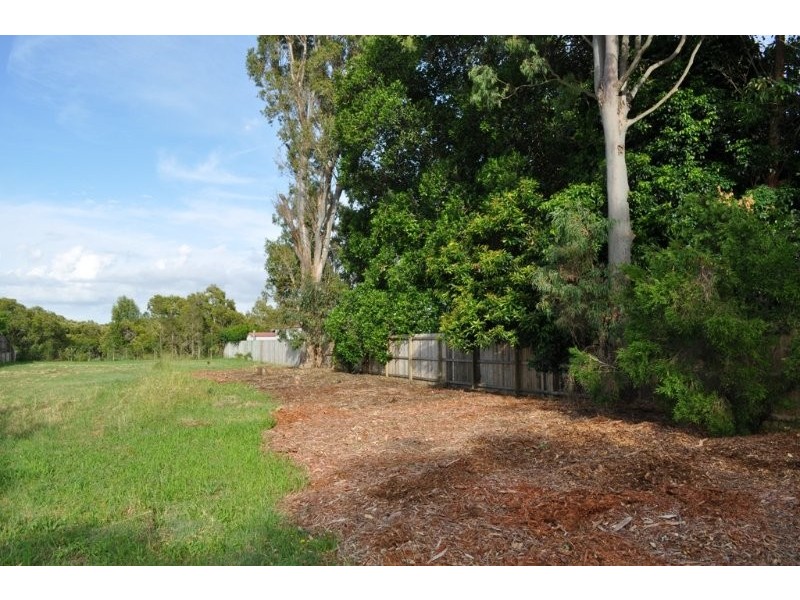 35 Chaseley Street, Nudgee Beach QLD 4014
