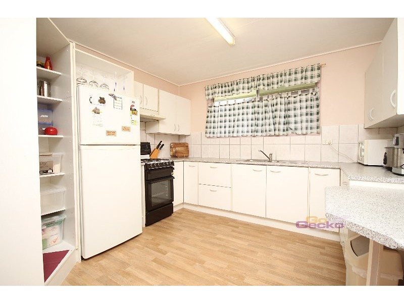 61 Stoneleigh St, Albion QLD 4010