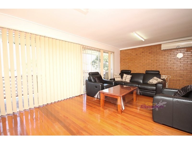 61 Stoneleigh St, Albion QLD 4010