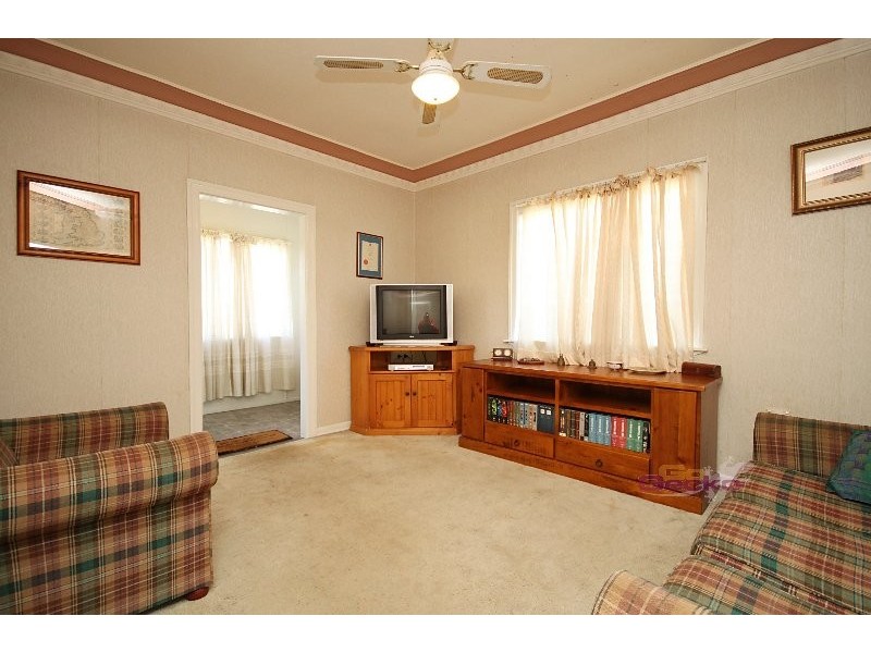 30 Henchman st, Nundah QLD 4012