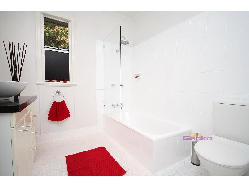 76 Oates Pde, Northgate QLD 4013