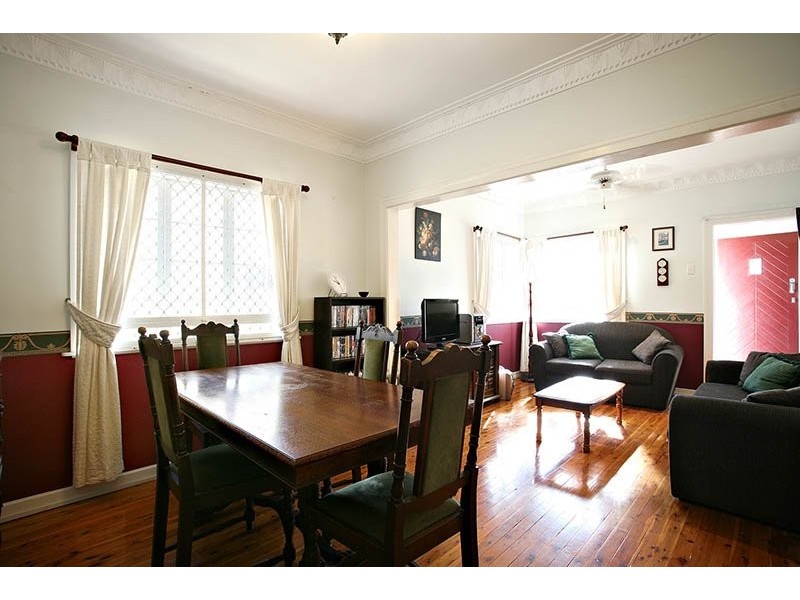 19 Meredith St, Banyo QLD 4014