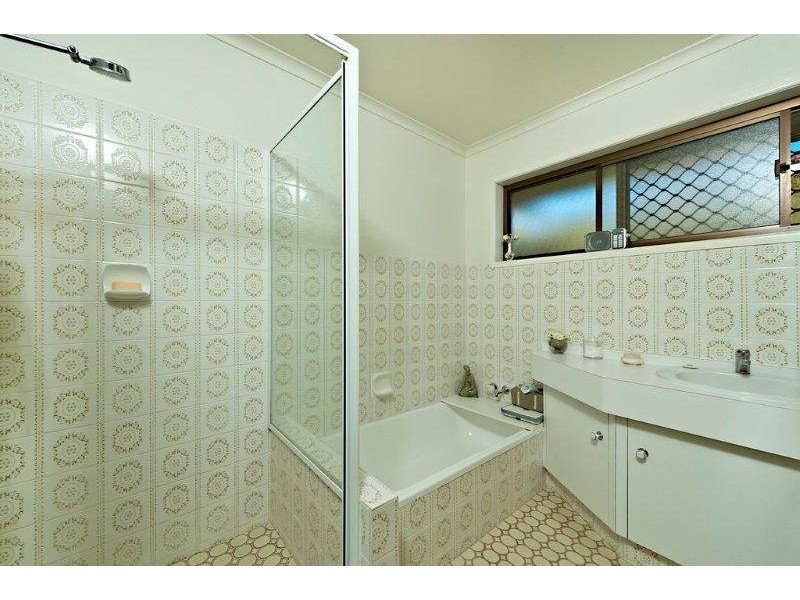 43 Ben Lomond St, Aspley QLD 4034