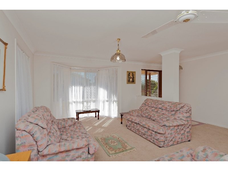 16 Hillcrest St, Aspley QLD 4034