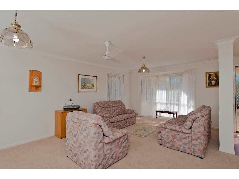 16 Hillcrest St, Aspley QLD 4034