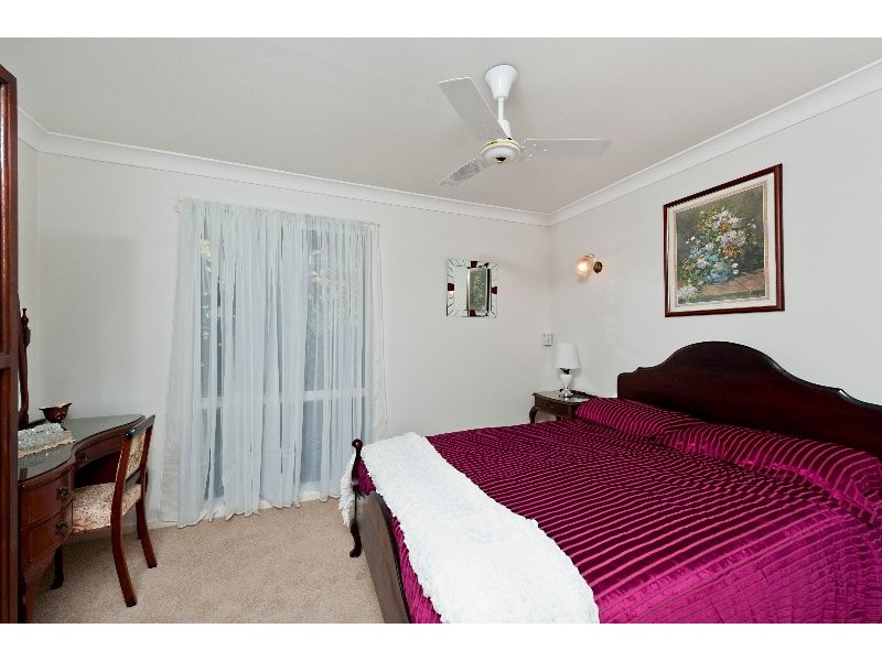 16 Hillcrest St, Aspley QLD 4034