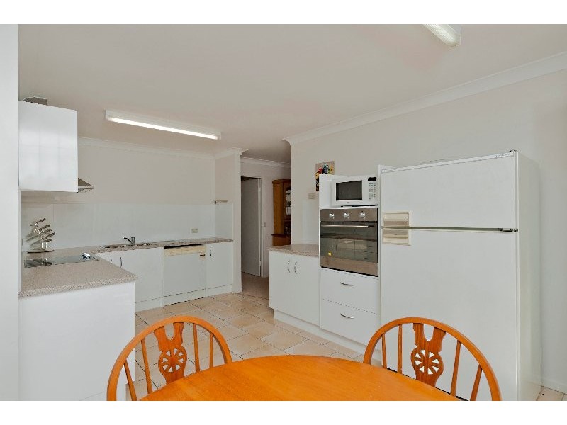 16 Hillcrest St, Aspley QLD 4034
