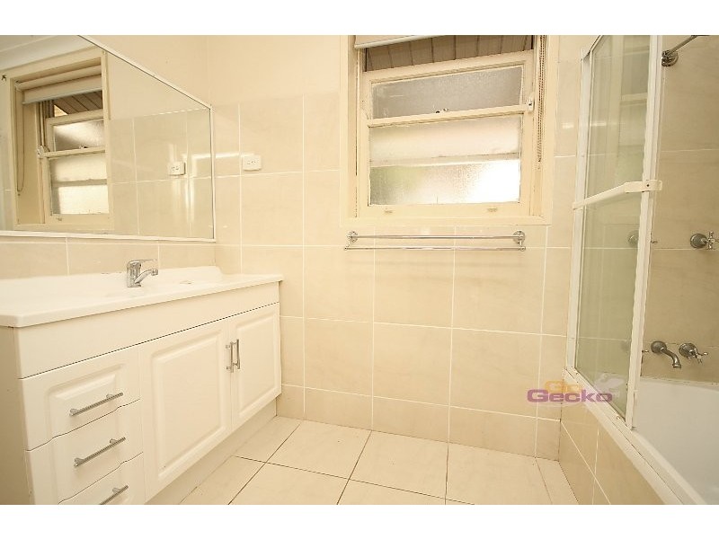 16 Pelton St, Aspley QLD 4034