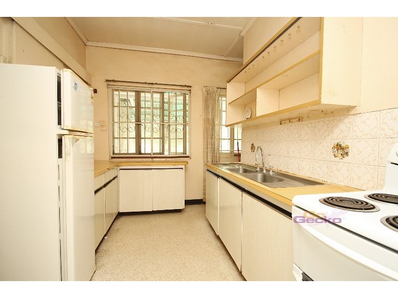 76 Hedley Avenue, Nundah QLD 4012