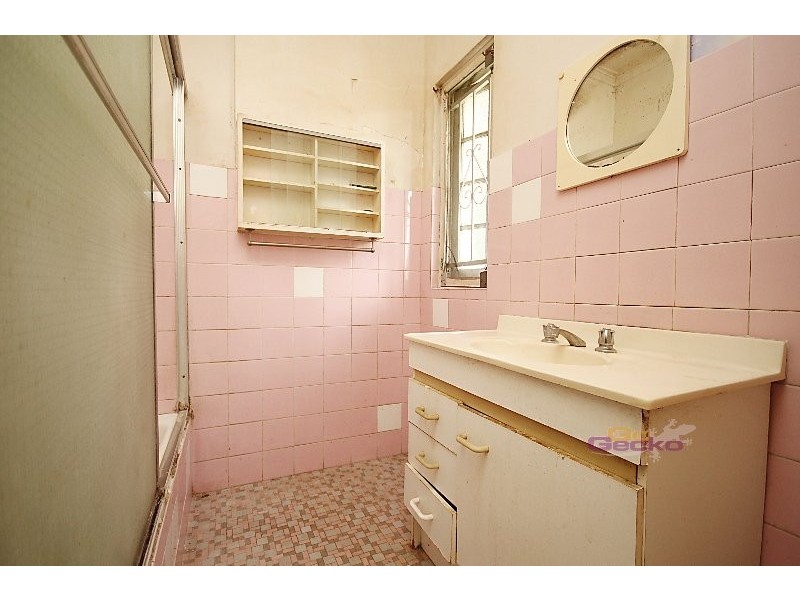 76 Hedley Avenue, Nundah QLD 4012