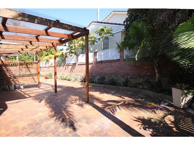 42 Dimboola St, Bridgeman Downs QLD 4035