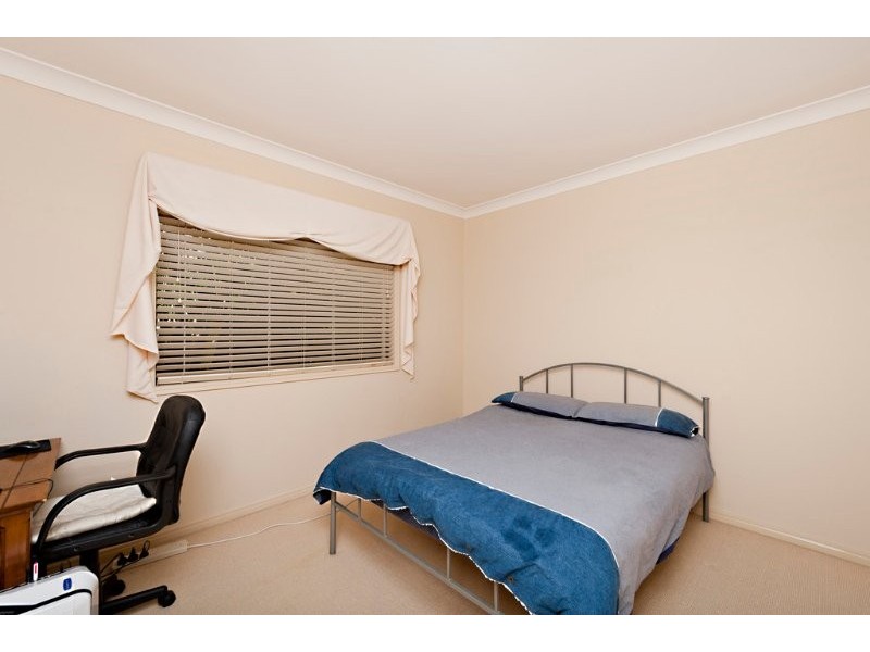 6 Estonia Avenue, Bridgeman Downs QLD 4035
