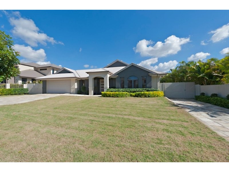 6 Estonia Avenue, Bridgeman Downs QLD 4035