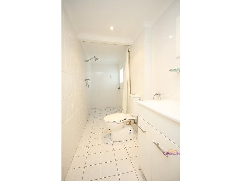 218 Rode rd, Wavell Heights QLD 4012