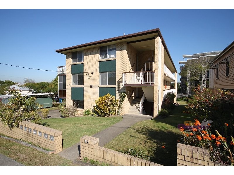 1/45 Atthow Pde, Nundah QLD 4012