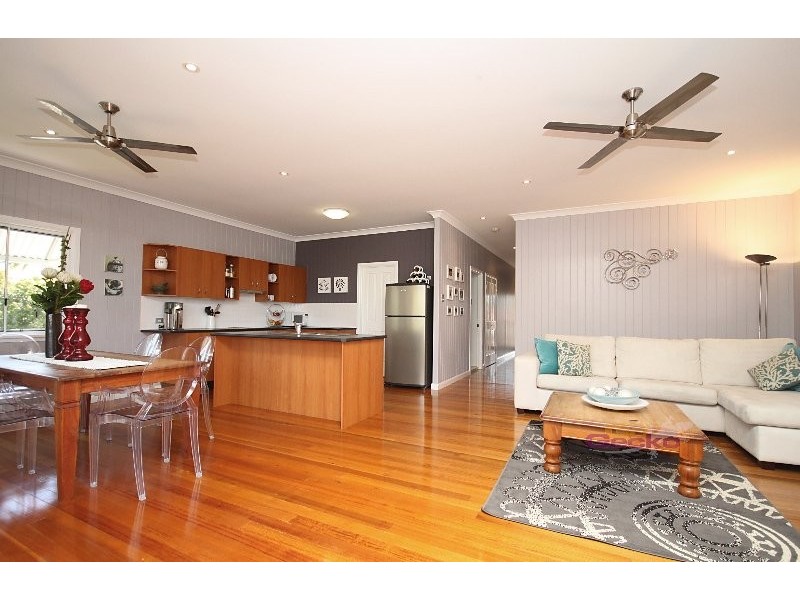 98A Main Avenue, Wavell Heights QLD 4012